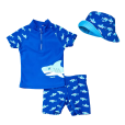 Детски бански и шапка с UV защита „Акула 2“ – Playshoes